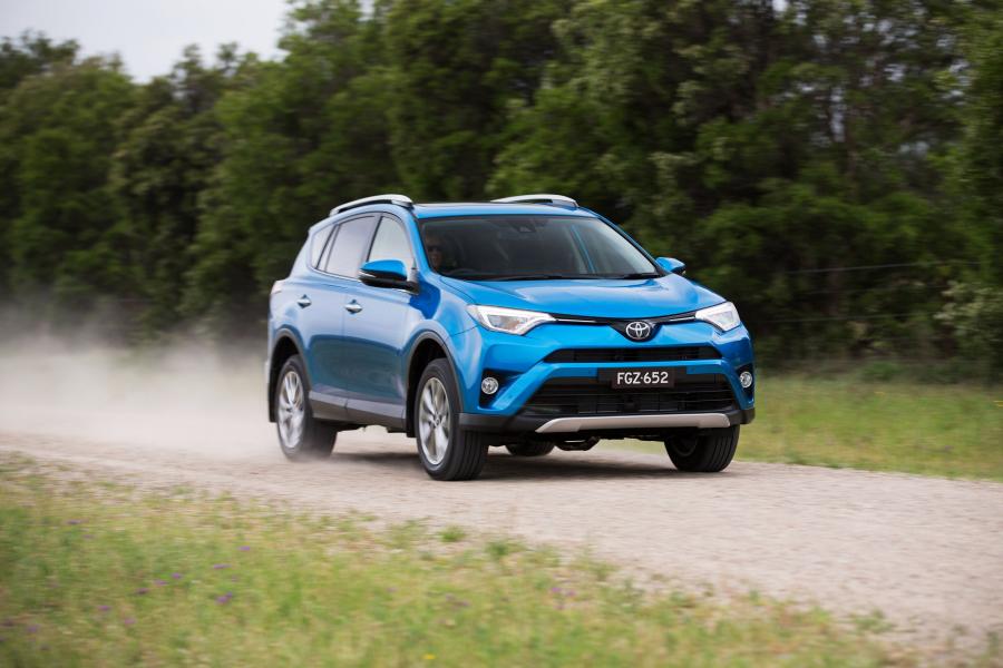  Toyota RAV4 2015 года  (AU) (фото 3 из 22)